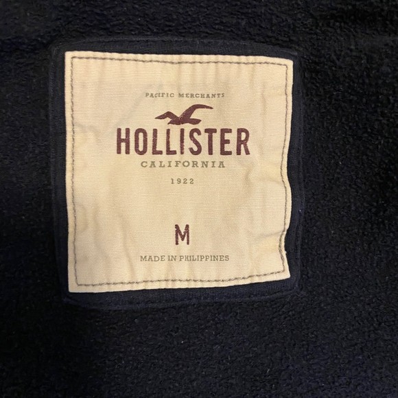 Hollister Navy Blue Button Front Sweater Size Medium - Picture 7 of 8